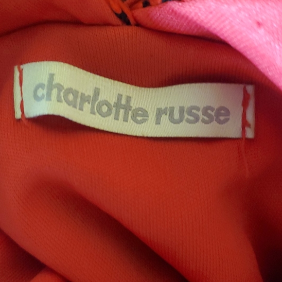 Dress - Picture 3 of 3